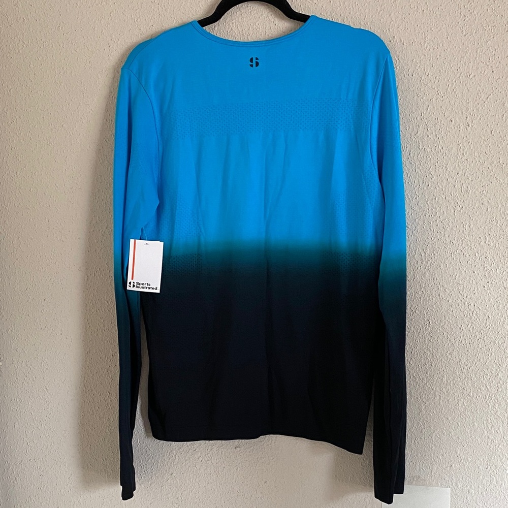 Sports Illustrated Swim Blue and Black Gradient Long Sleeve Tee - Picture 2 of 9